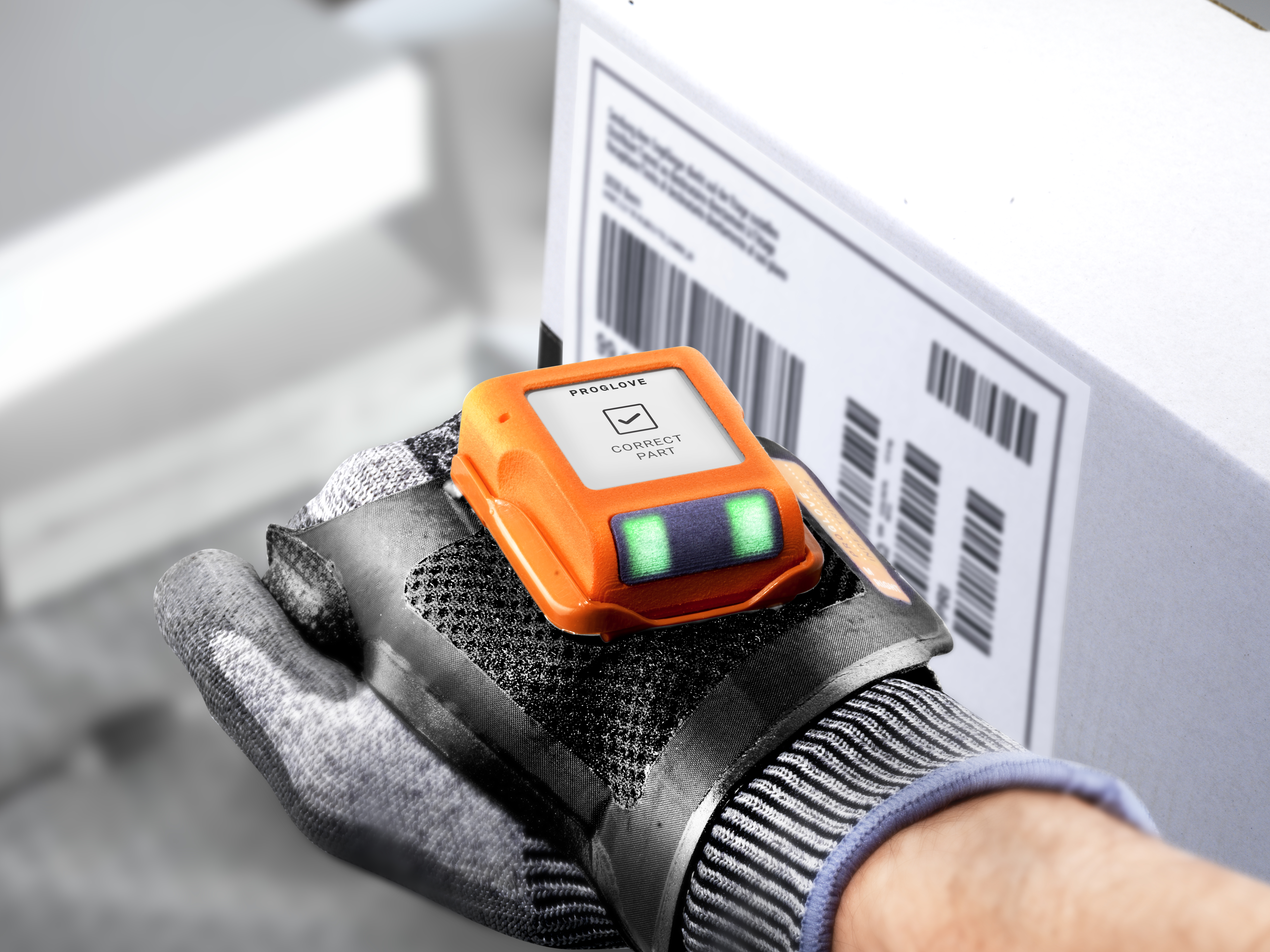 GXO Deploys Display Wearable Scanners that Boost Productivity